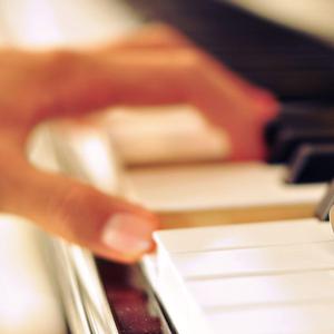 什么样的网站是免费黄片网站
